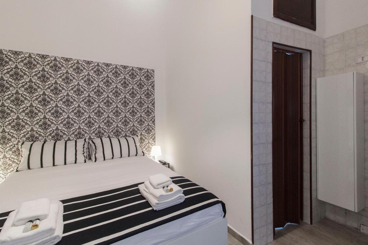 Appartamento Olina Studio Napoli Esterno foto